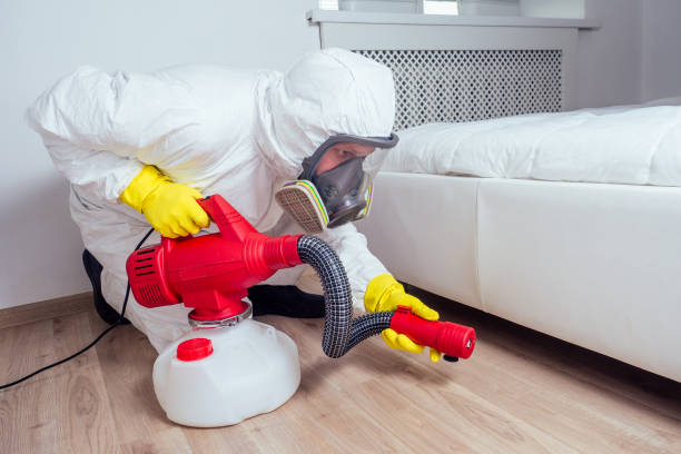 Best Local Pest Control Services  in Oregon, WI